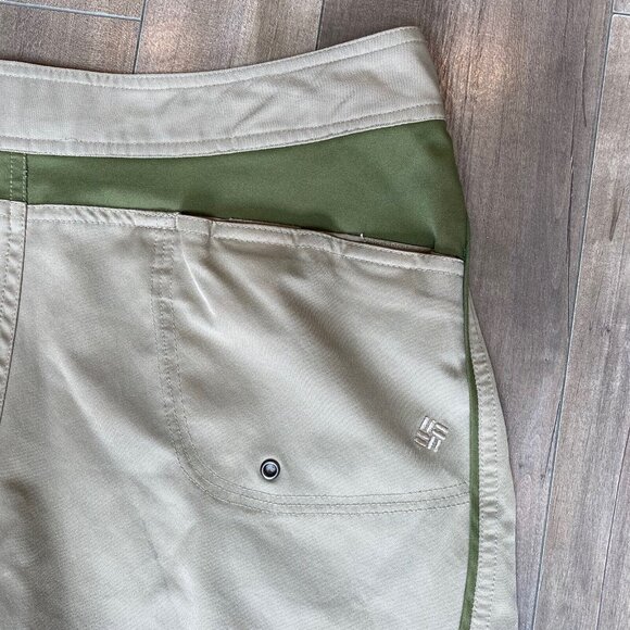 Columbia Vertex Shorts Women’s 10 Mid Rise Lightweight Stretch Hiking - Picture 5 of 7